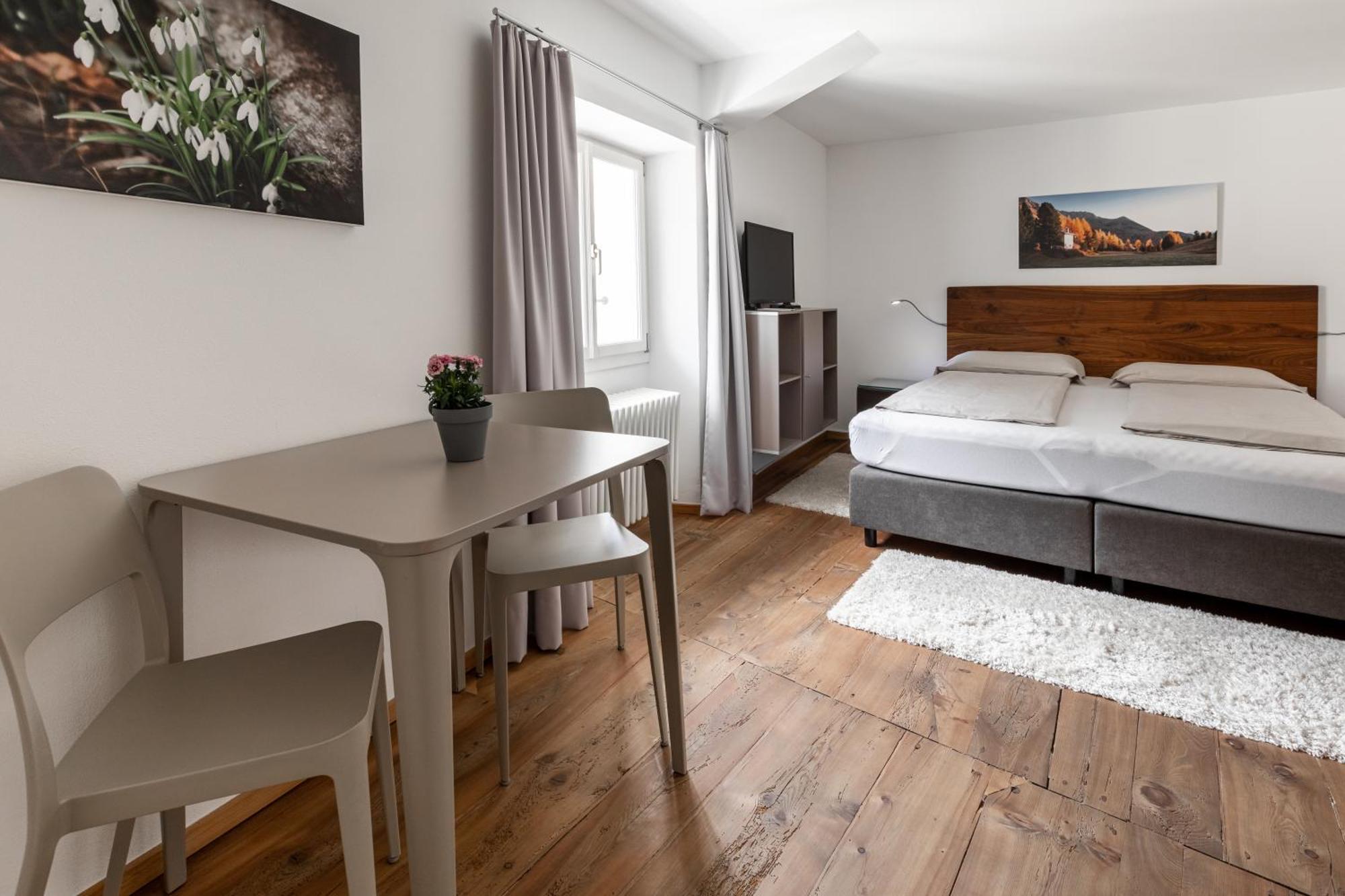 Ca' Del Borgo, Rooms & Suites Poschiavo Exterior foto